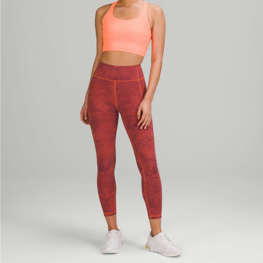 NWOT / Lululemon Invigorate High-Rise Tight 25"